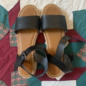 Universal Thread Black Strappy Wedge Espadrille